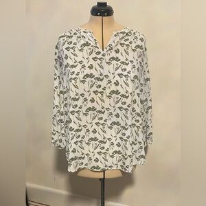 Fun 2 Fun White and Green Floral Blouse